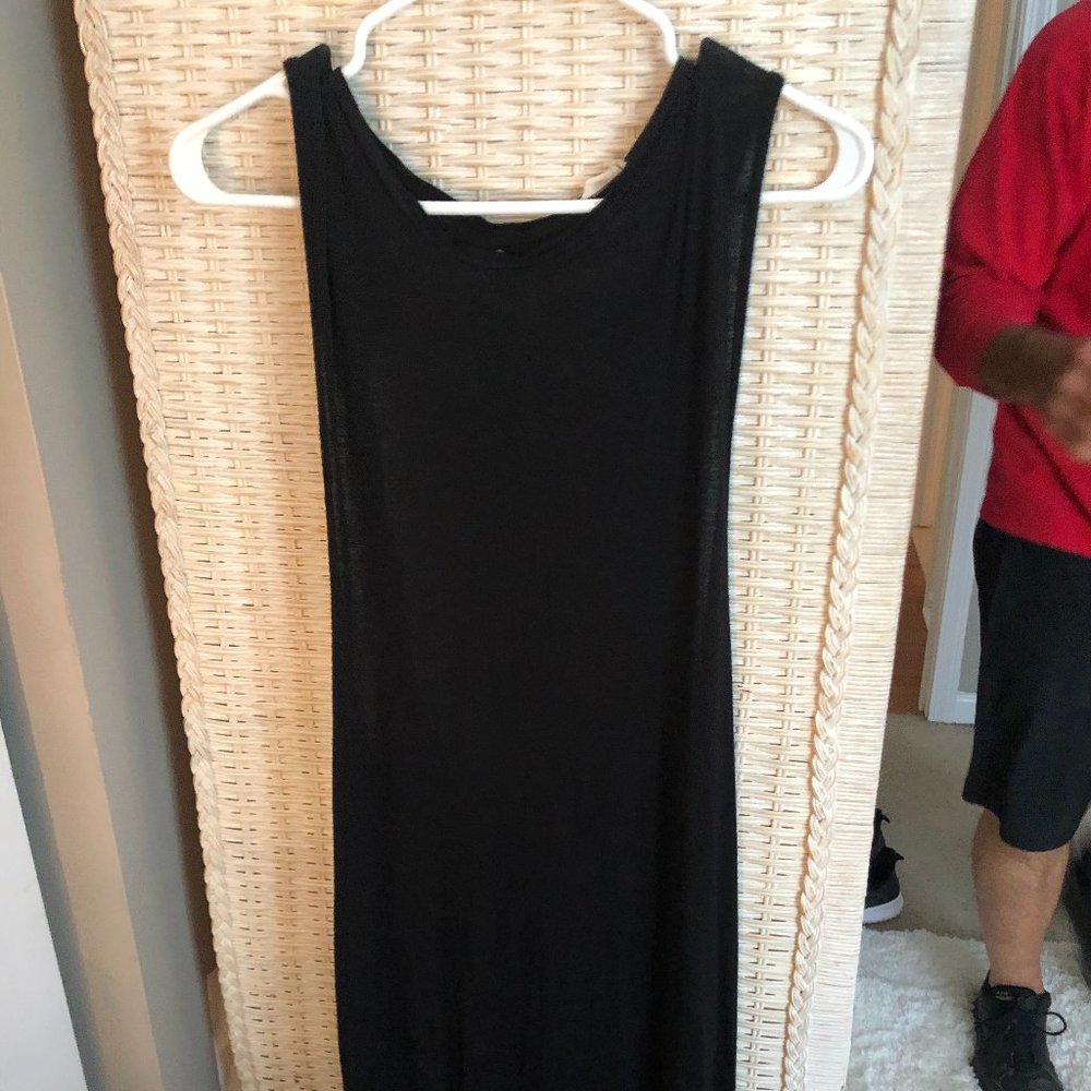 Tobi Open Back Maxi Dress